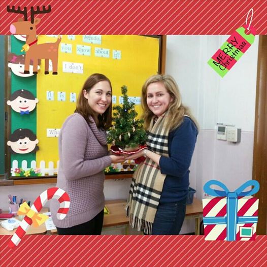 All the little Christmas icons are also courtesy of my coteacher.